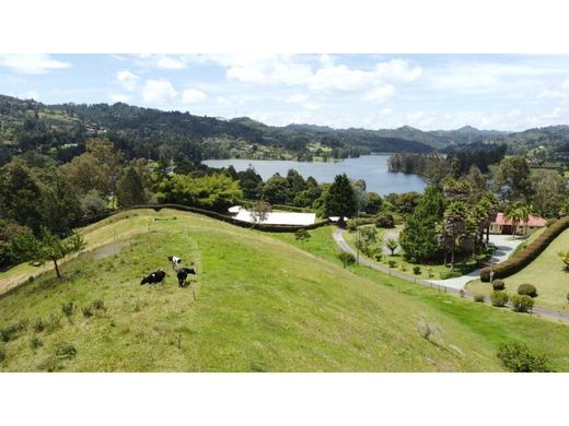 Terreno a Retiro, Departamento de Antioquia