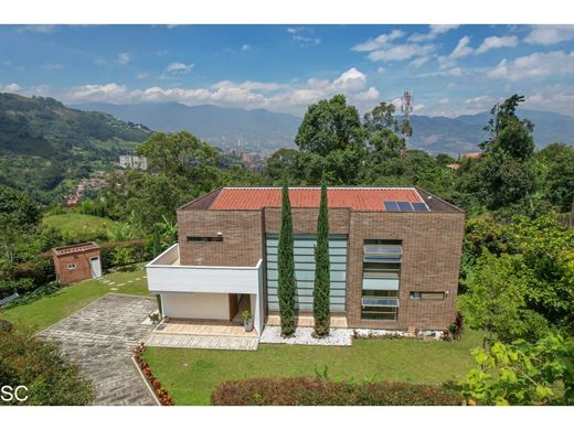 Country House in Envigado, Departamento de Antioquia