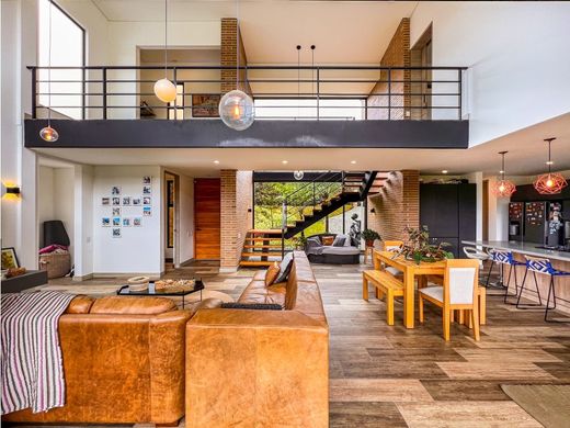 Luxus-Haus in Envigado, Departamento de Antioquia