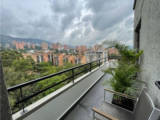 Apartment / Etagenwohnung in Medellín, Departamento de Antioquia