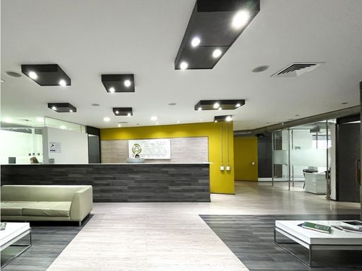 مكتب ﻓﻲ ميديلين, Medellín