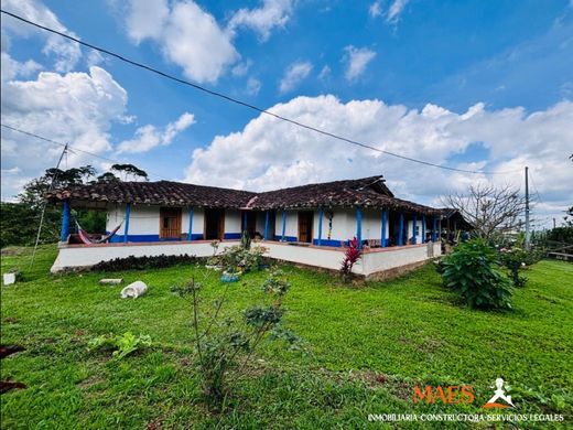 Farmhouse in Yolombó, Departamento de Antioquia