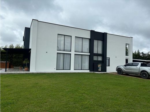 Luxury home in Guarne, Departamento de Antioquia