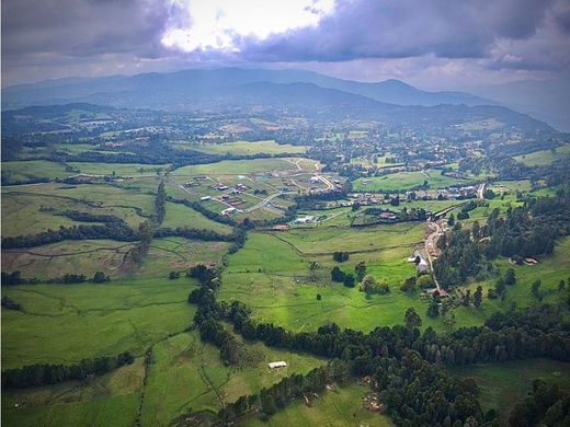 Αγροτεμάχιο σε Envigado, Departamento de Antioquia