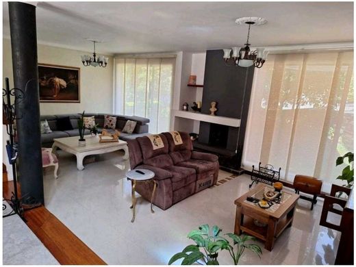 Πολυτελή κατοικία σε Μεδεγίν, Medellín