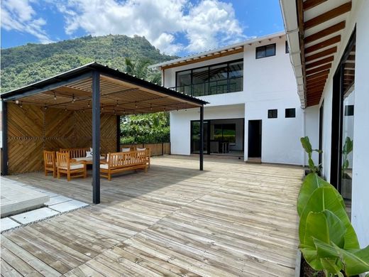 Сельский Дом, Titiribí, Departamento de Antioquia