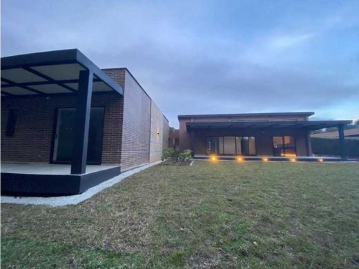 郊区住宅  Rionegro, Departamento de Antioquia