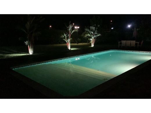 Köy evi Armenia, Quindío Department