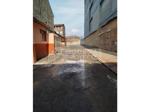 Terreno a Medellín, Departamento de Antioquia