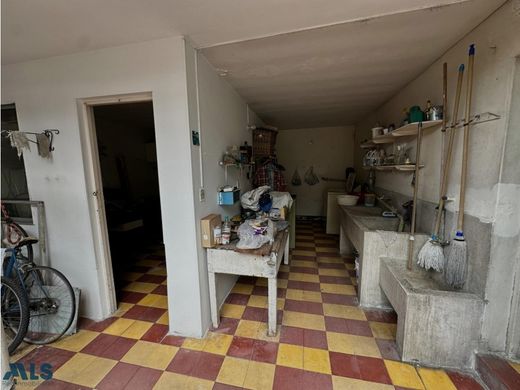 Luxus-Haus in Envigado, Departamento de Antioquia