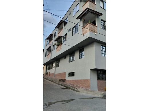 公寓楼  出售 Calarcá