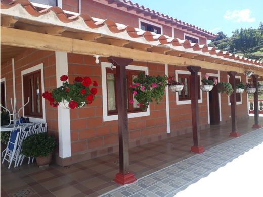 Gutshaus oder Landhaus in Marinilla, Departamento de Antioquia