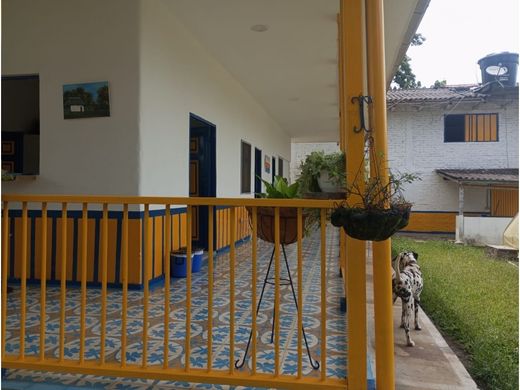 전원/농가 / Quimbaya, Quindío Department
