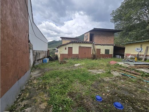 Участок, Кальдас, Caldas