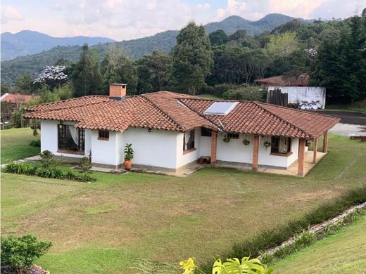 Köy evi Retiro, Departamento de Antioquia