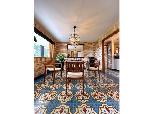 Загородный Дом, Envigado, Departamento de Antioquia