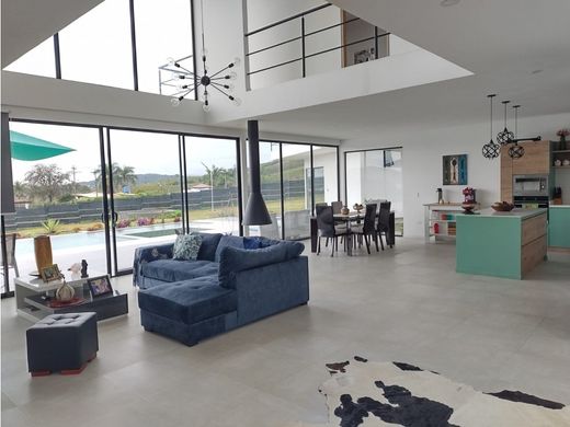 ﻣﻨﺰﻝ ﺭﻳﻔﻲ/ ﺑﻴﺖ ﻤﺰﺭﻋﺔ ﻓﻲ El Darién, Planadas