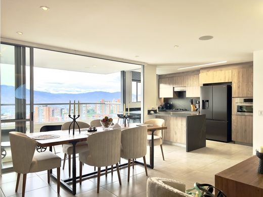 阁楼  Envigado, Departamento de Antioquia