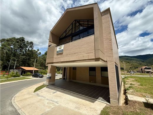 Luksusowy dom w Retiro, Departamento de Antioquia