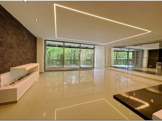 豪宅  麦德林, Medellín