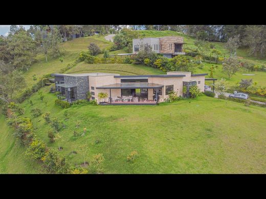 منزل ريفي ﻓﻲ Retiro, Departamento de Antioquia