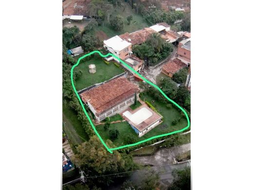 Grundstück in Medellín, Departamento de Antioquia