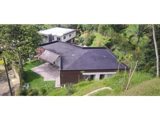 Luksusowy dom w Envigado, Departamento de Antioquia