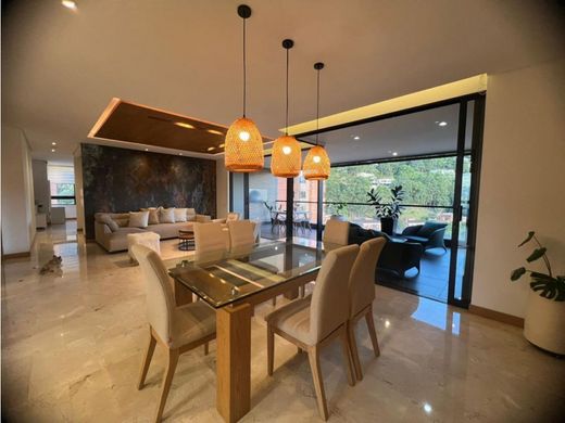 Piso / Apartamento en Medellín, Departamento de Antioquia