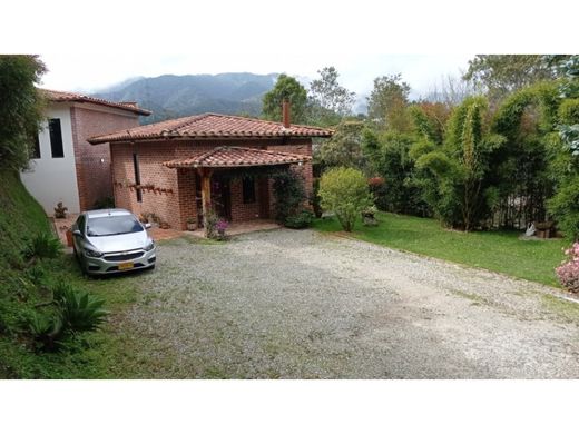 호화 저택 / Envigado, Departamento de Antioquia