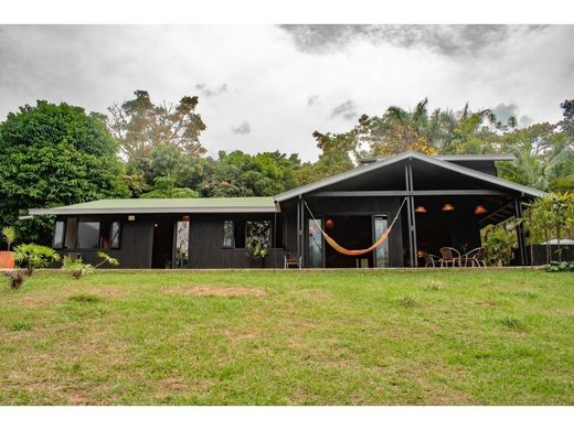 Casa de campo en Girardota, Departamento de Antioquia