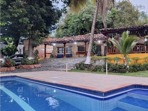 Farmhouse in San Jerónimo, Departamento de Antioquia