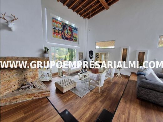 ﺷﻘﺔ ﻓﻲ Envigado, Departamento de Antioquia