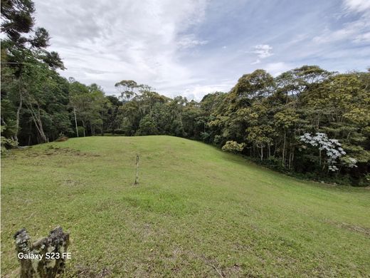 Terreno a Retiro, Departamento de Antioquia