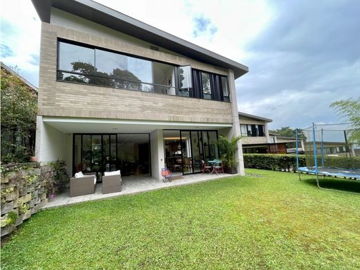 Luksusowy dom w Envigado, Departamento de Antioquia