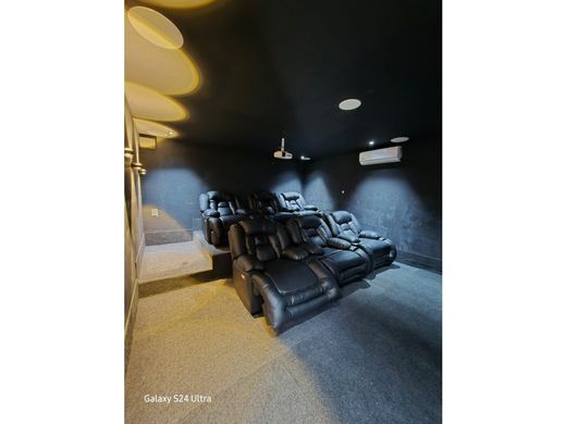 Πολυτελή κατοικία σε Μεδεγίν, Medellín