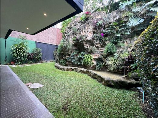 Luksusowy dom w Envigado, Departamento de Antioquia