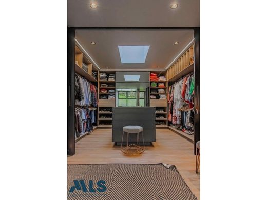 Casa de lujo en Envigado, Departamento de Antioquia