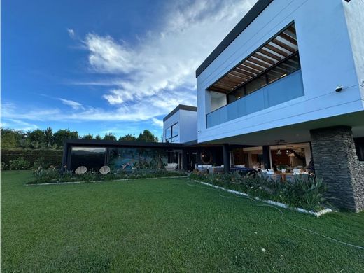 Köy evi Rionegro, Departamento de Antioquia