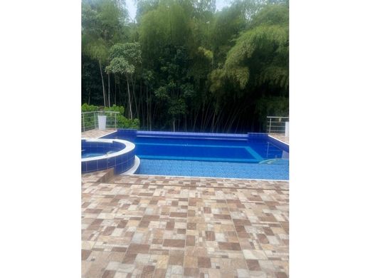 郊区住宅  Pereira, Departamento de Risaralda