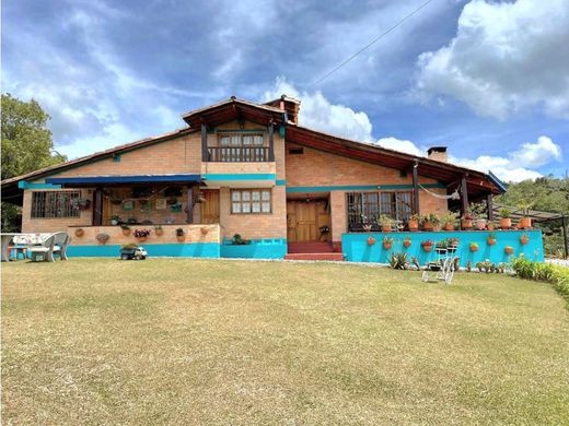 Cortijo o casa de campo en Guarne, Departamento de Antioquia