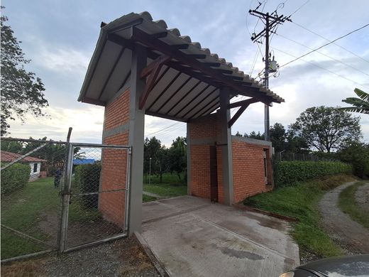 Otel Armenia, Quindío Department