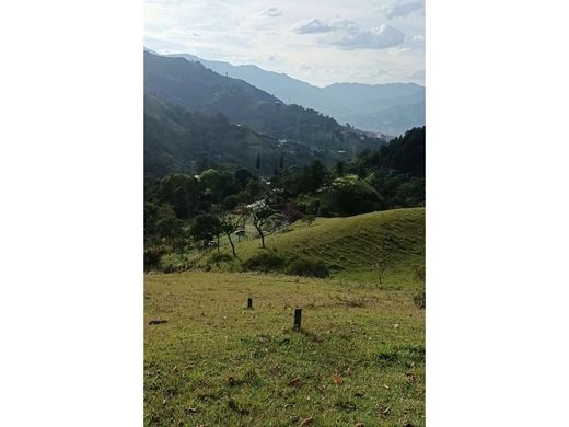 Land for sale in Envigado