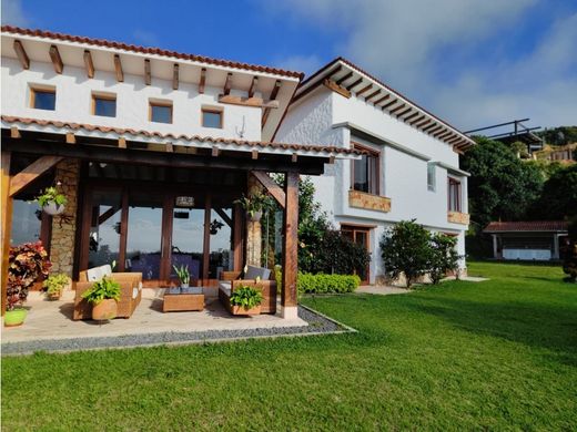 Country House in Yumbo, Departamento del Valle del Cauca