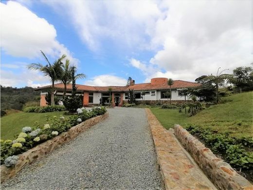 Casale a Retiro, Departamento de Antioquia