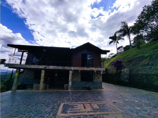 Quinta rústica - Girardota, Departamento de Antioquia