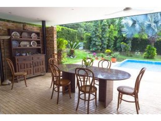 Загородный Дом, Cali, Departamento del Valle del Cauca