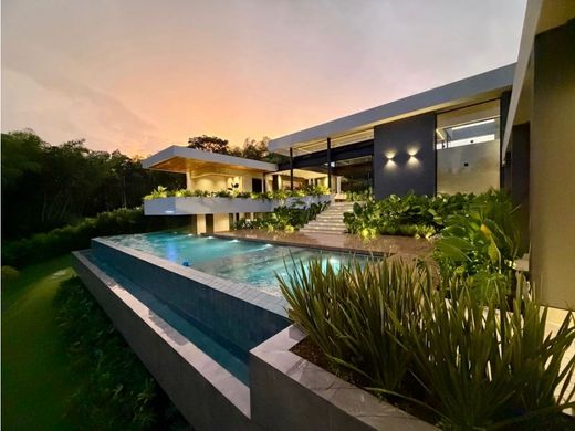 Элитный дом, Перейра, Pereira