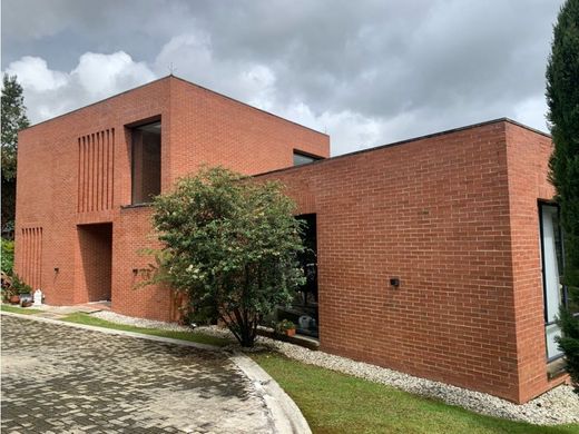 Casa de lujo en Envigado, Departamento de Antioquia