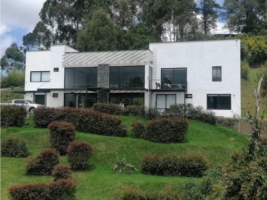 郊区住宅  Envigado, Departamento de Antioquia