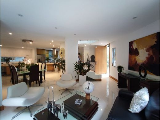 Envigado, Departamento de Antioquiaの高級住宅